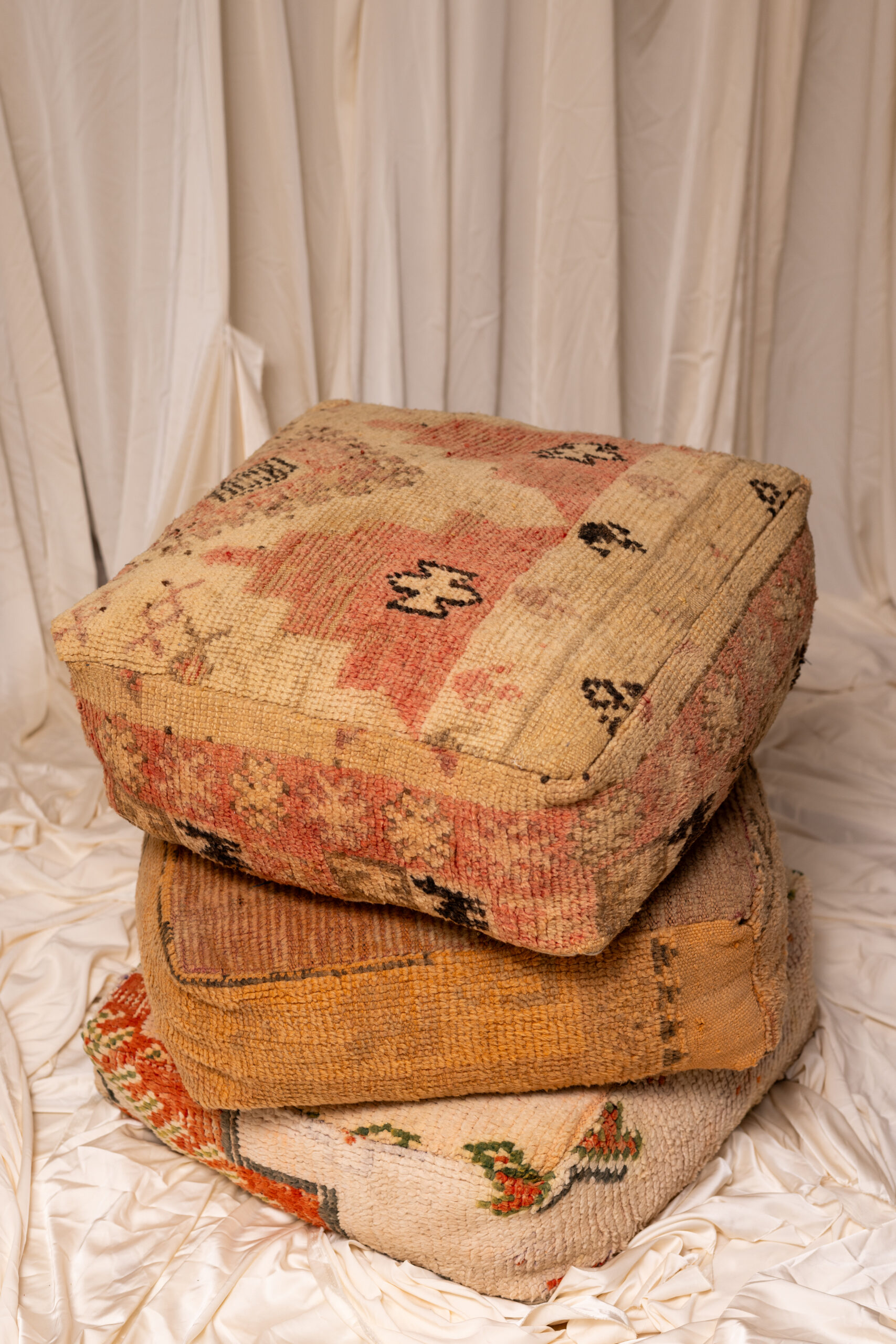 KIRA - Berber Vintage Pouffe - Image 2