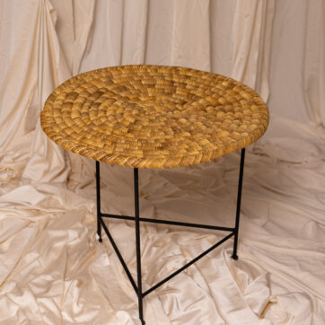 TARA – Gold Tray Table