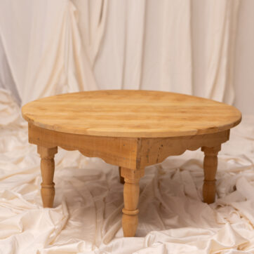 GIA – Wooden Easel